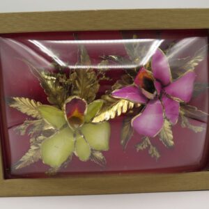 trinket box with flowers in the lid