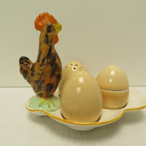 tray with rooster, egg shaped salt and pepper