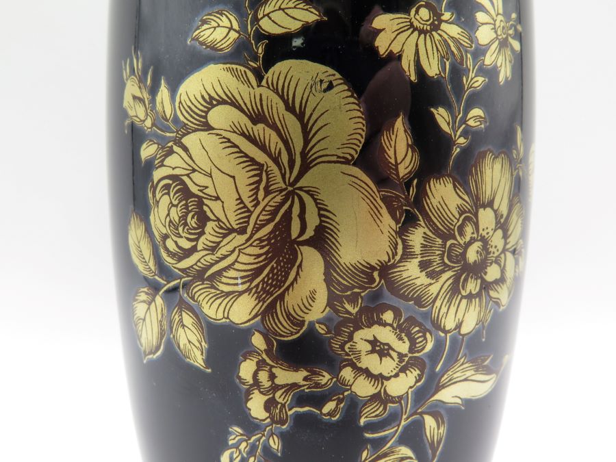 Ceramic Vase - Image 4