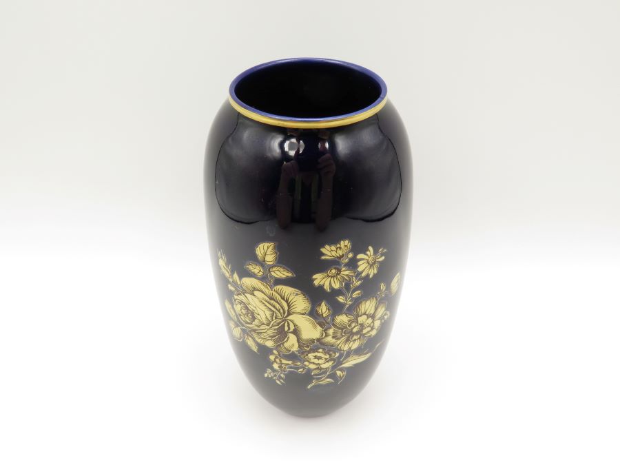 Ceramic Vase - Image 5