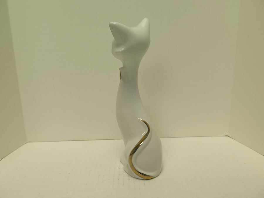 Cat Figurine - Image 2